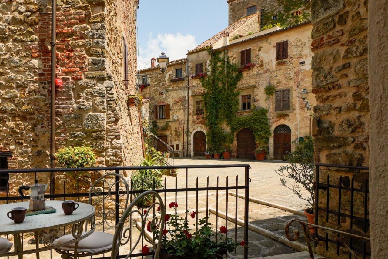 Inn Piazza In Montemerano, The Heart Of Tuscany Exterior foto